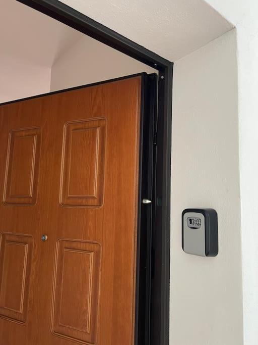 Apartment Anyhome Oasi In Citta *